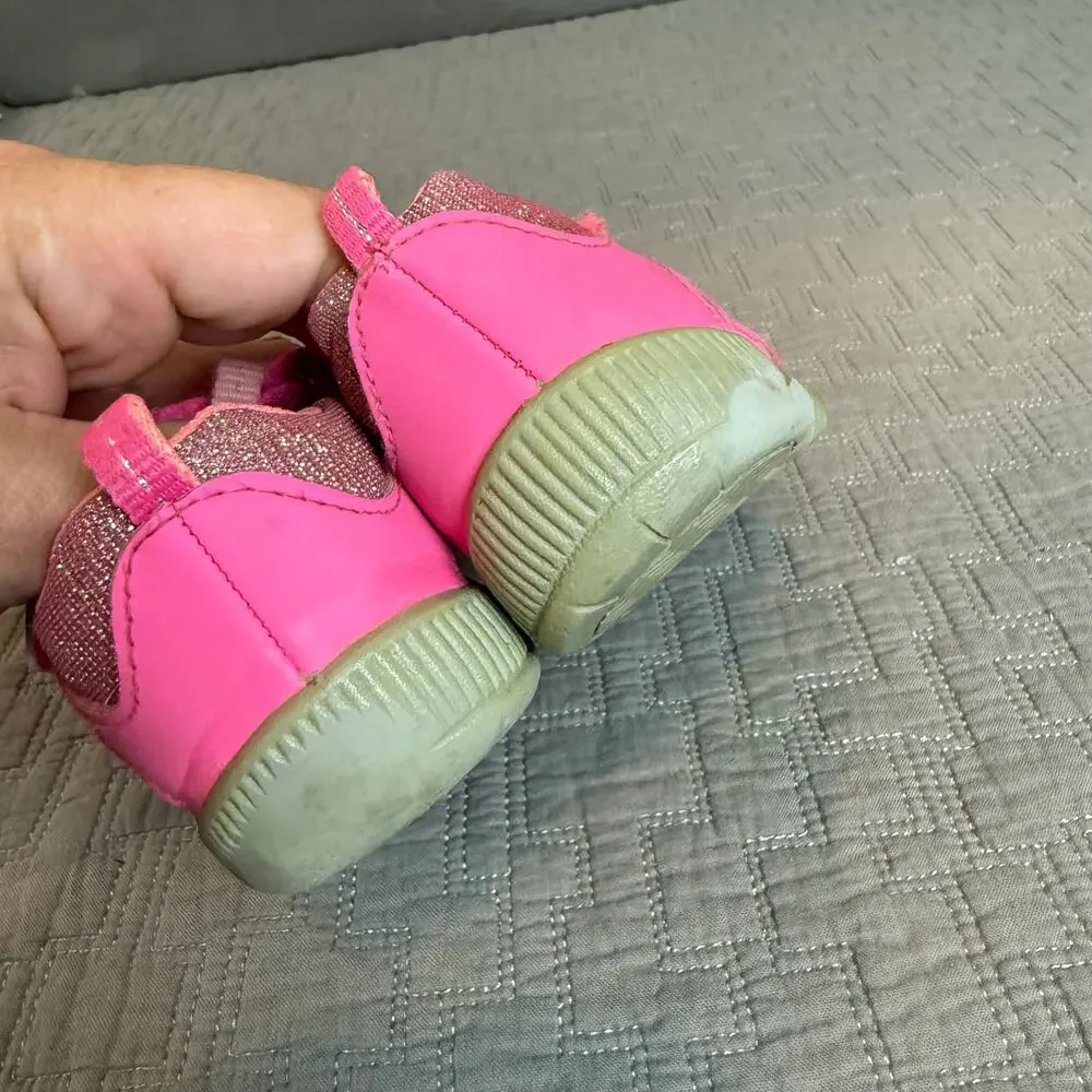 OshKosh Hot Pink Glitter Sparkle Velcro Hook & Loop Sneakers Baby Toddler Girl 7